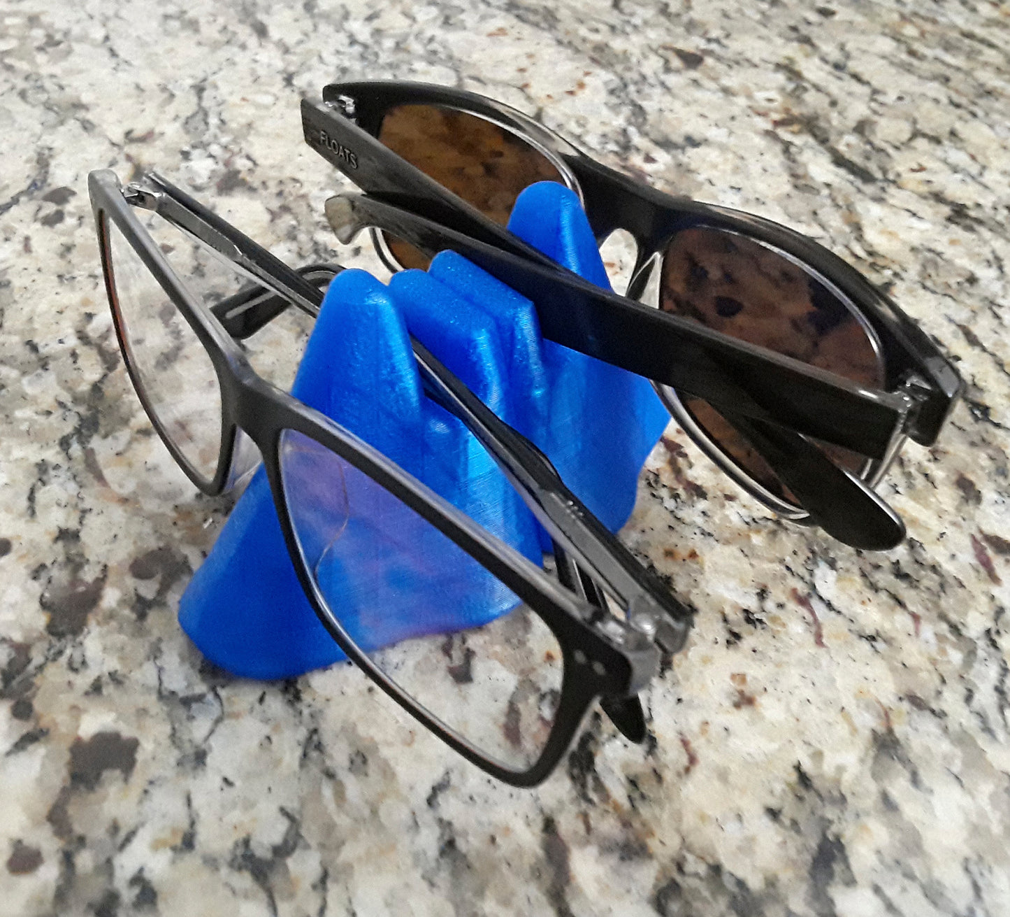 EYEGLASS STAND - Sunglasses & Eyeglasses Stand | Double Noses  (3D PRINTED)